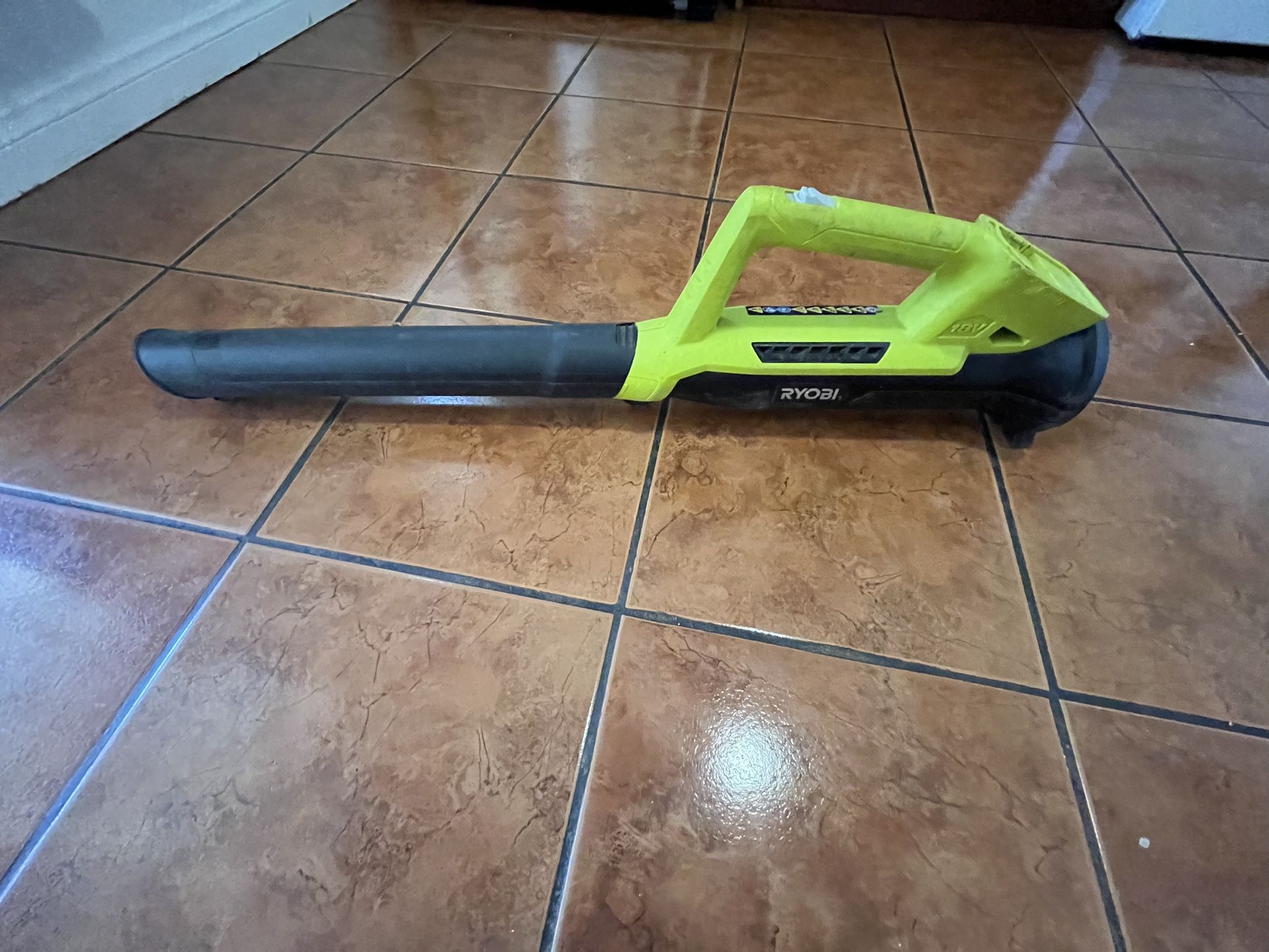RYOBI Leaf Blower