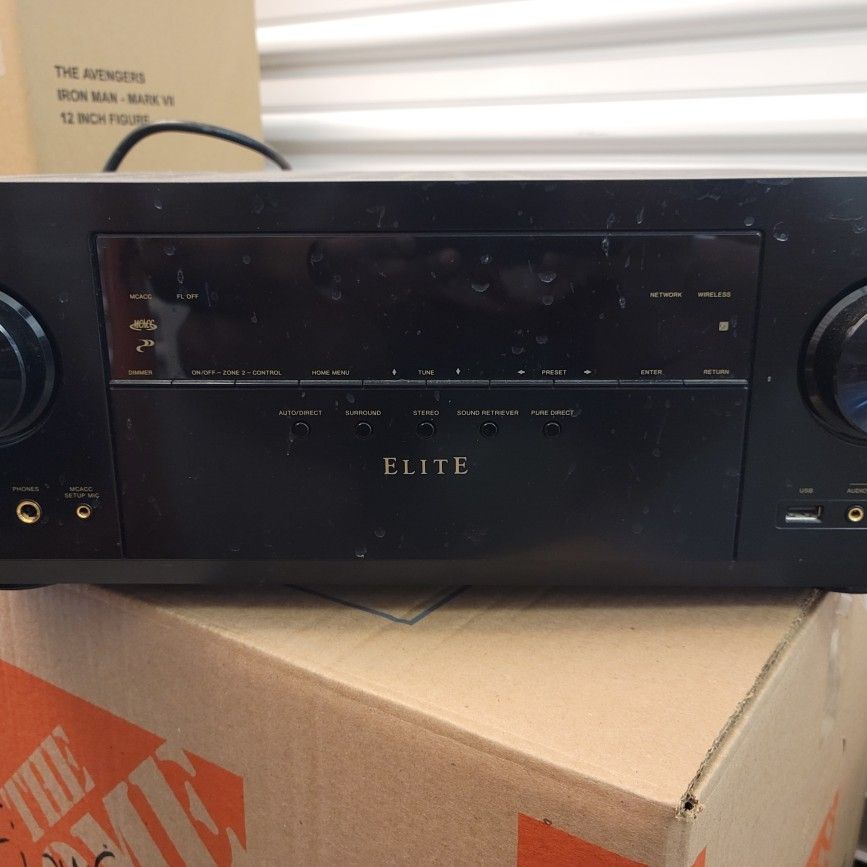 Polk Audio 7.1 Surround Sound Speaker Set With Pioner Elite  Receiver And Subwoofer