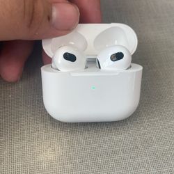 3rd Gen AirPods 