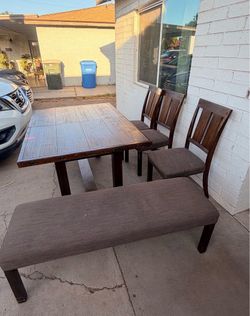Dining set table w/ bench 3 chairs