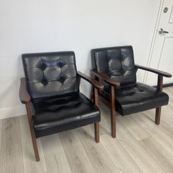 2 Black Chairs