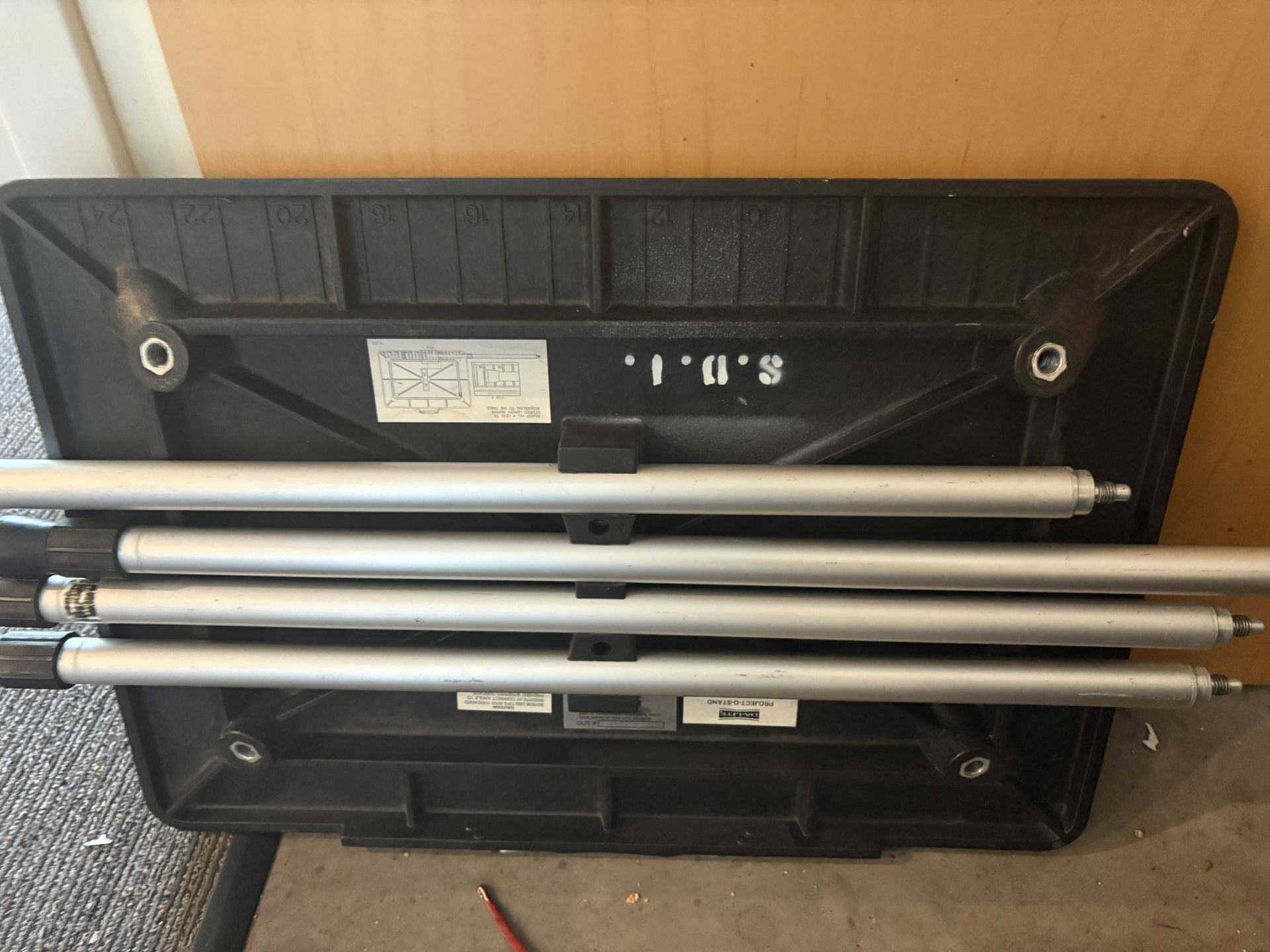 Da-Lite 425-Deluxe Projecto Stand