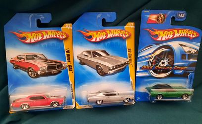 2008 Hot Wheels '70 Buick GSK, '69 chevelle, And 1968 Mercury Cougar