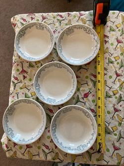 Vintage Set of 5 fruit bowls