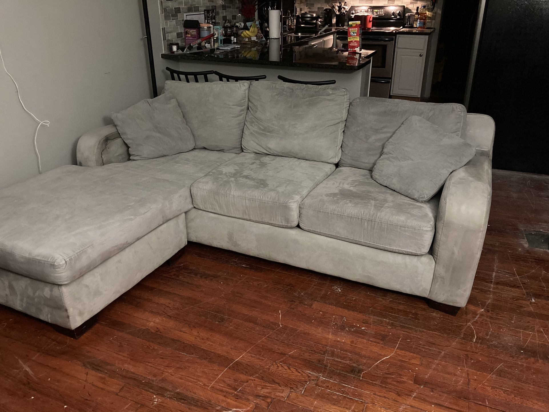 ROOMS TO GO MINT GREEN SECTIONAL $299 OBO...ALL OFFERS WELCOME!!!