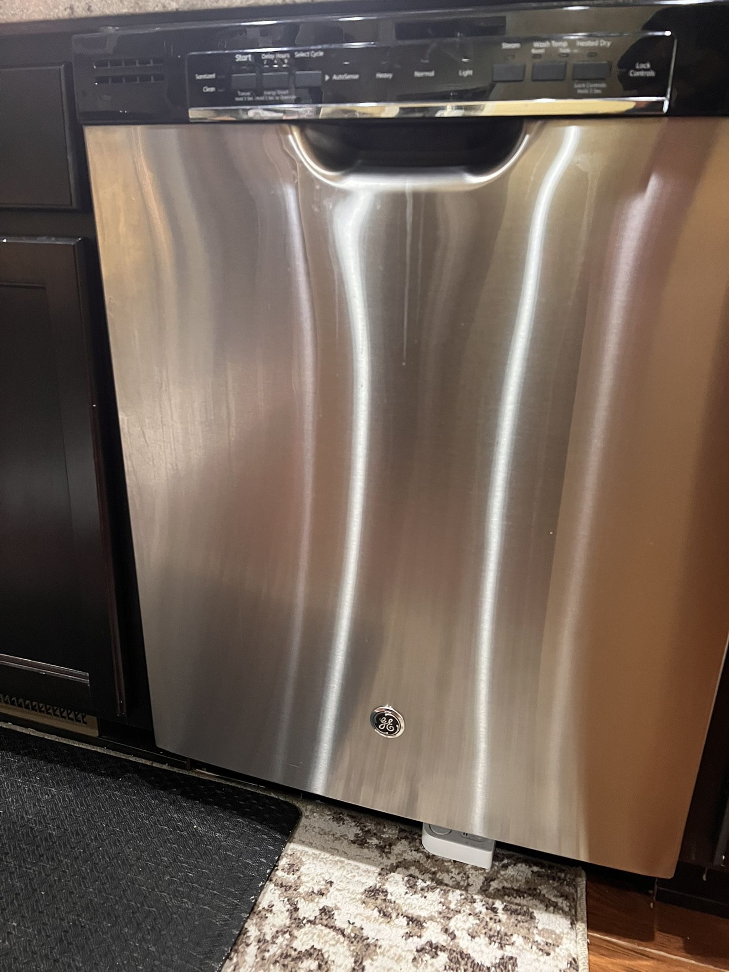 GE Stainless Steel Dishwasher For Sale