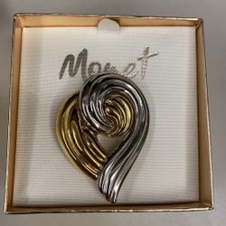 Monet Brand New In Box Heart Pin Silver / Gold 