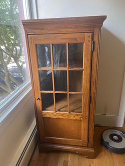 Media cabinet