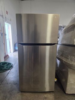 LG fridge-Pickup  Only