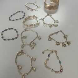  Bracelets 