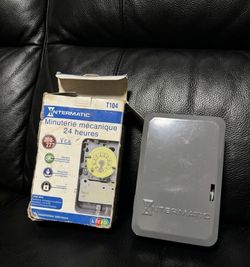 Intermatic T104 24-Hour Electromechanical Mechanical Time Switch Indoor