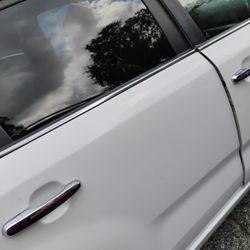 Puerta trasera Kia Sorento lado copiloto 2013