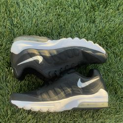 Women’s Nike Shoes Size 6