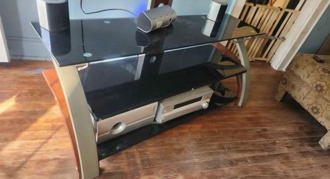 TV Stand With Flat Screen TV