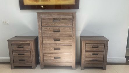 Chest and two Nightstands