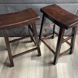2 Wooden Stools