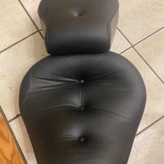 Mustang Wide Touring Seat with Passenger Pillion for Harley Touring – Excellent Condition