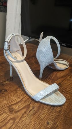 Windsor Size 7 Silver Ankle Strap 3" High Heels (Nikita)