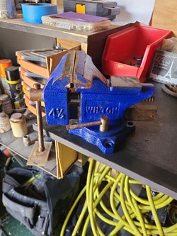 4-1/2 Wilton Press With Double Rotation