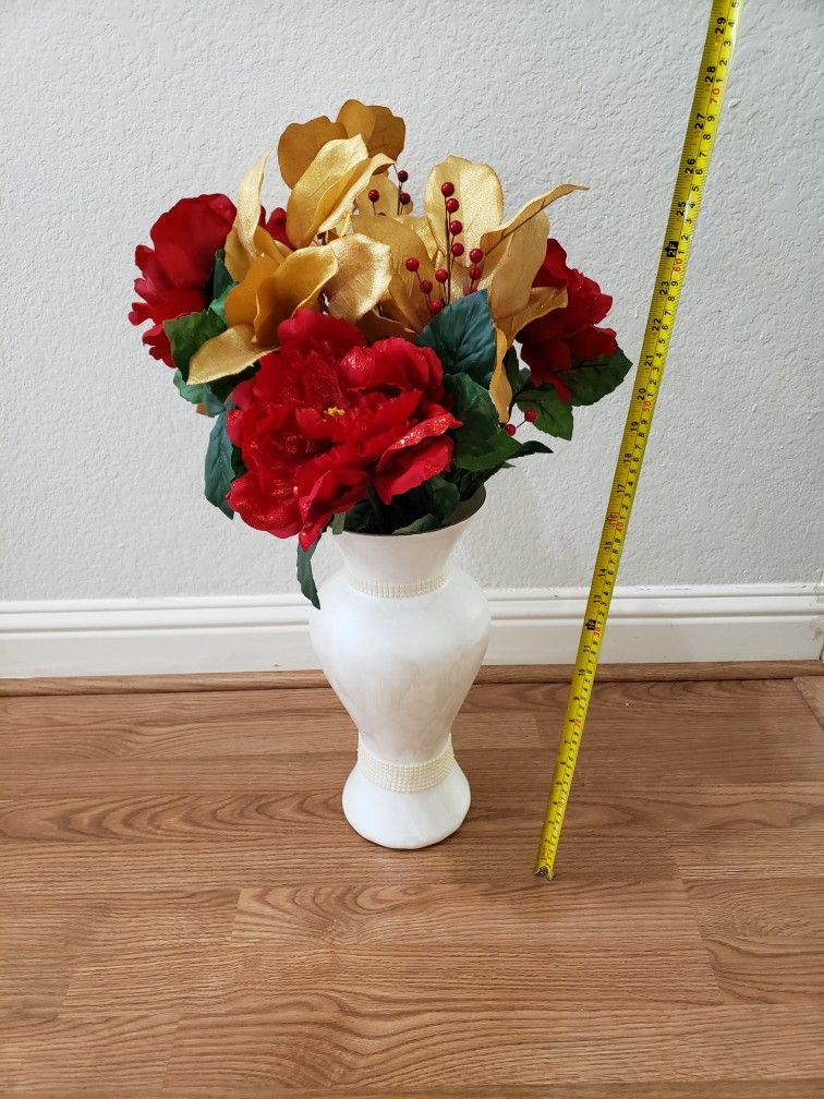 Tall Vase  With Beautiful Flowers