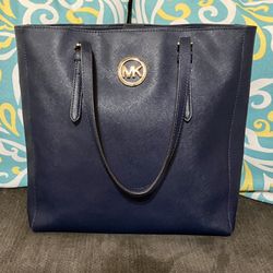 Michael Kors Large Navy Tote Mint Condition!!