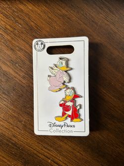 Disney Donald Duck Halloween Angel and Devil pins set