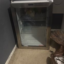 whynter mini fridge 