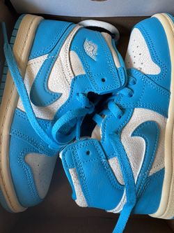 Jordan 1 Retro High OG "UNC Reimagined"