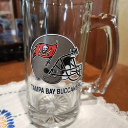 Tampa Bay Buccaneers Glass Mug