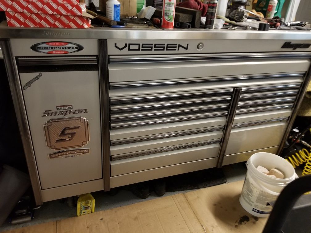 Snap on tool box with power drawer