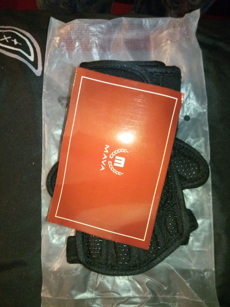 Mava Weight Lifting Gloves