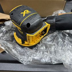 Dewalt 20V XR Sander