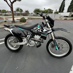 2006 Suzuki DRZ-400S