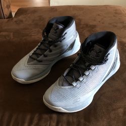 UA Curry 3