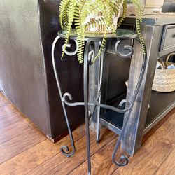MOVING SALE!!! Pier One Imports Metal Plant Stand w Glass Top