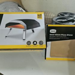 Ooni Koda 12 Gas Pizza Oven – Lightly Used with BRAND NEW Stone