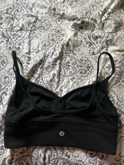 Lululemon sports bra