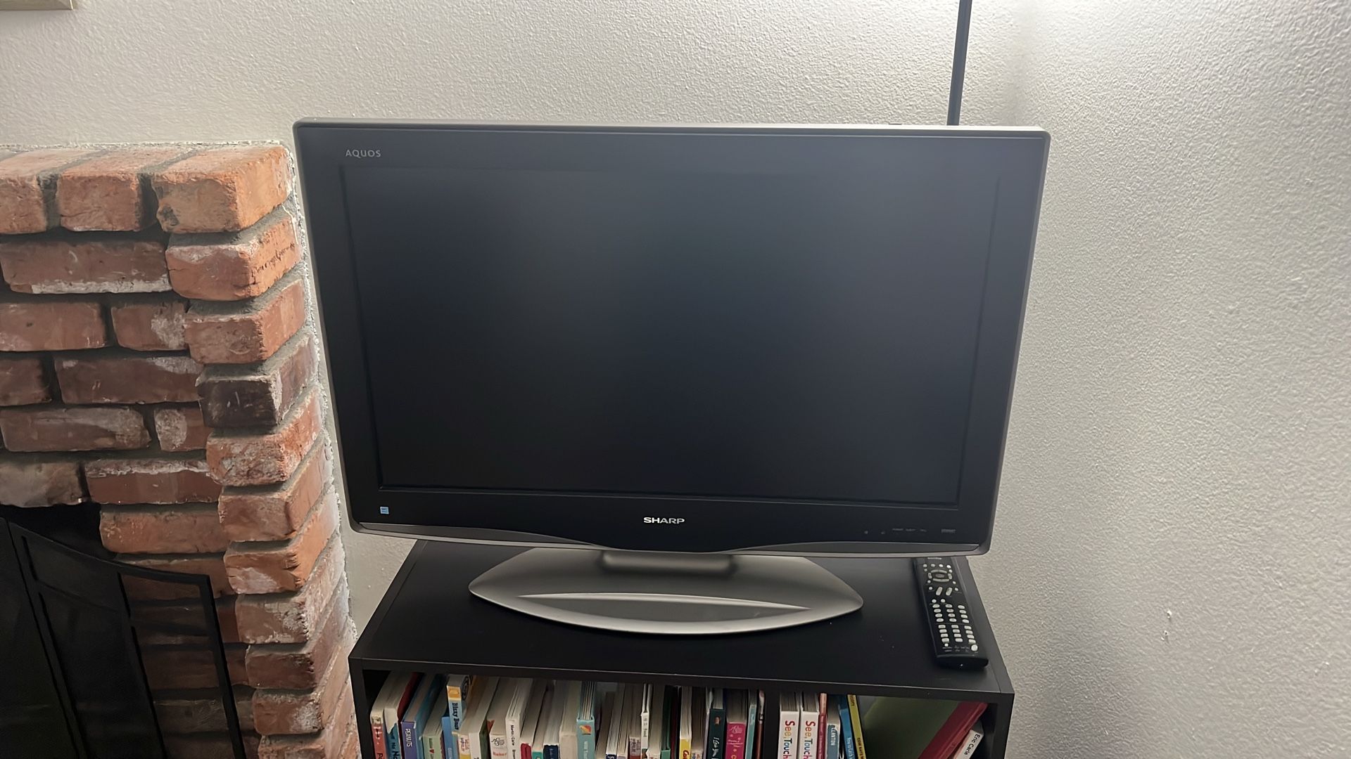 Sharp TV 32”