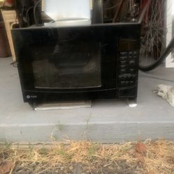 Microwave Good Condition 