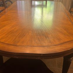 Extendable Dining Table