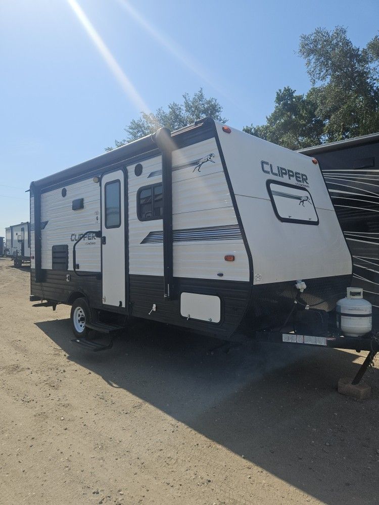2019 Coachmen Clipper 17FQS