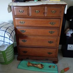 Dresser,Head Board And Footboard