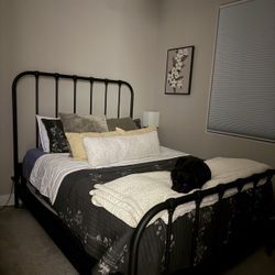 Like New Full Size Living Spaces Bed Frame And Mattress