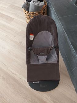 Babybjorn bjorn bouncer grey black