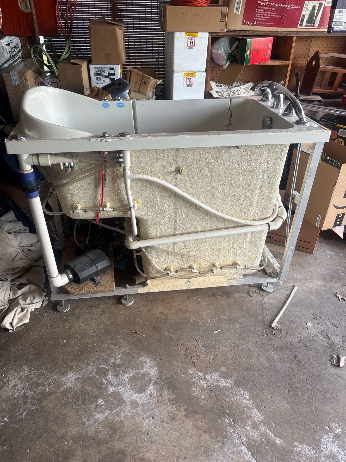 ๐ Walk-In Tub w/ Jets โ Slightly Used โ $900