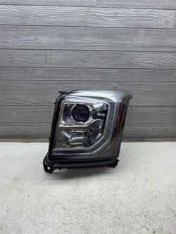 2015-2020 GMC YUKON LEFT FRONT DRIVER SIDE HEADLIGHT ASSEMBLY - OEM GM - HALOGEN