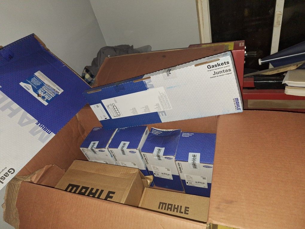 Mahle Original Clevite Cylinder ,gasket And Camshaft Set