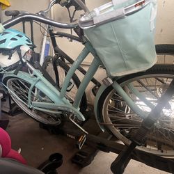 Cute Beach Cruiser With matching helmet and basket