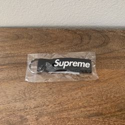 Supreme Webbing Keychain