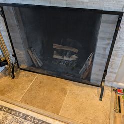 Fireplace screen